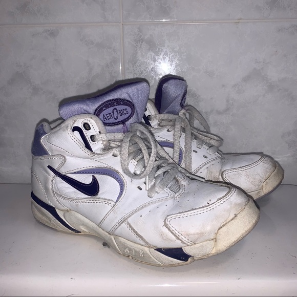 90s Nike Air Aerobic Sneakers - Picture 2 of 6